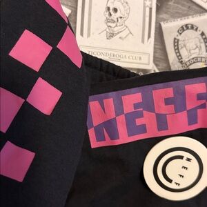 🙂☠️🙂• ⚫️ NEFF x Casual vibes ⚫️ • ☠️ 🙃☠️